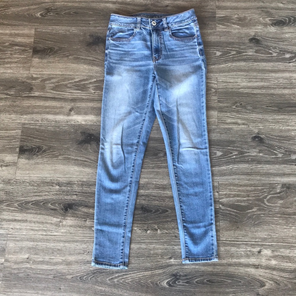 American eagle high waisted jeans.